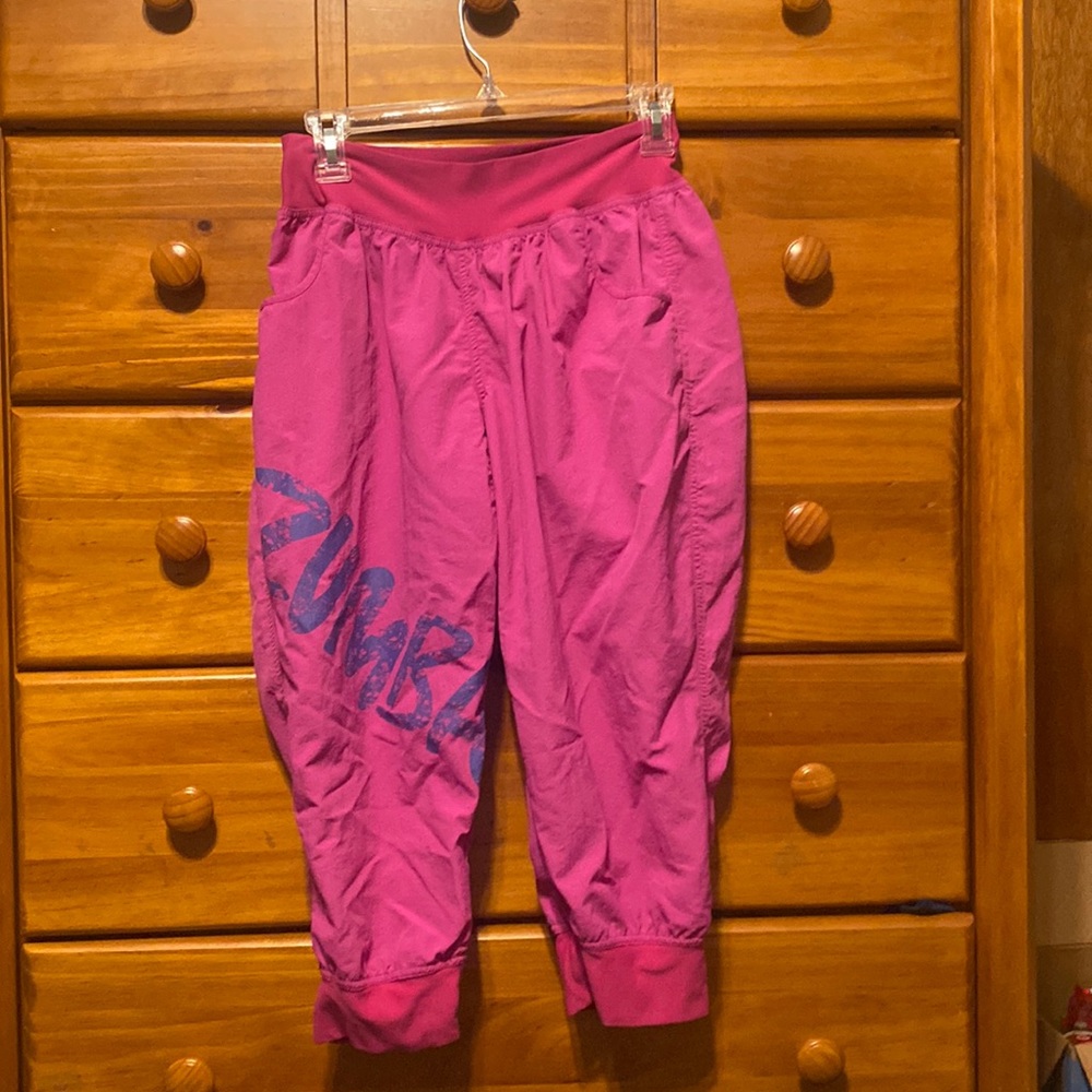 Zumba Vintage Capri Pants L Gently Used, Clean Non-Smoker Home